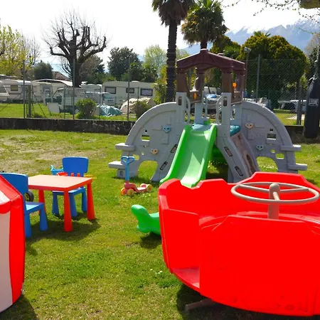 Italia 90 Two Levels 公寓 *