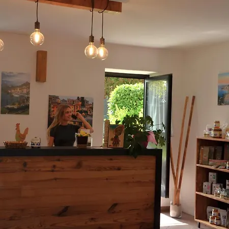 Italia 90 Two Levels * 多马索