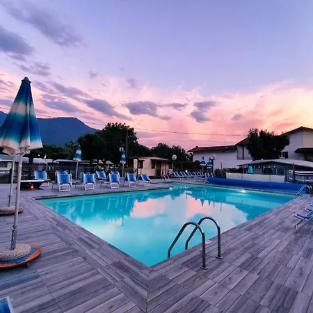 Italia 90 Two Levels *