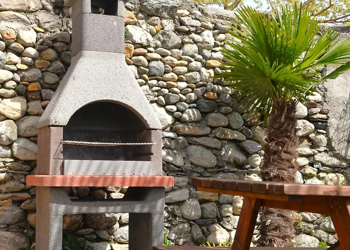 Italia 90 Two Levels דירה *